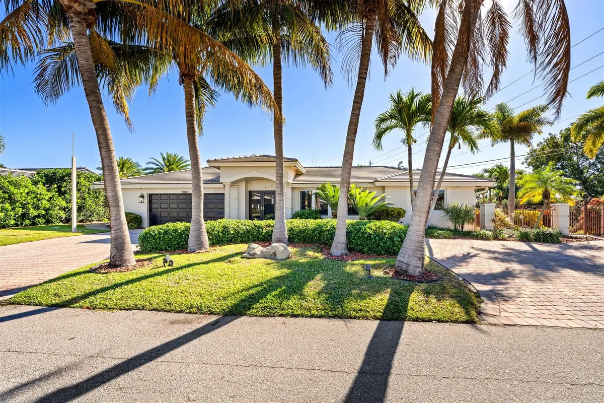 Photo 3 at 3900 NE 24th Avenue, Lighthouse Point