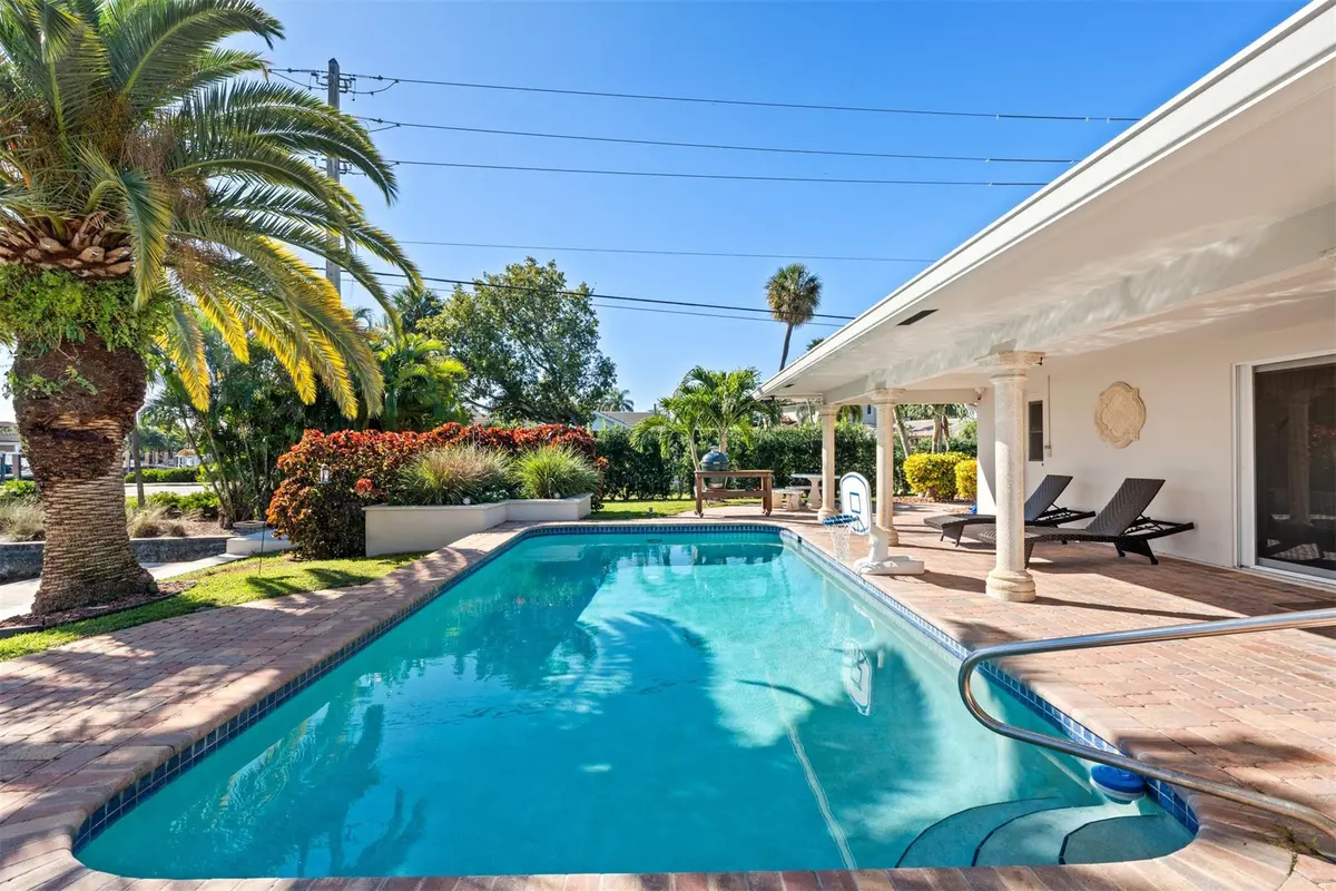 Photo 6 at 3900 NE 24th Avenue, Lighthouse Point