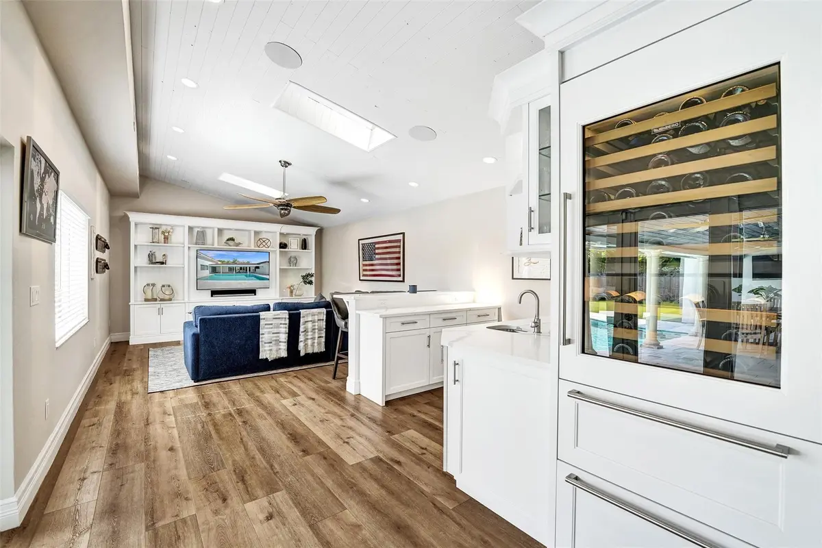 Photo 6 at 2608 NE 35th Street, Fort Lauderdale