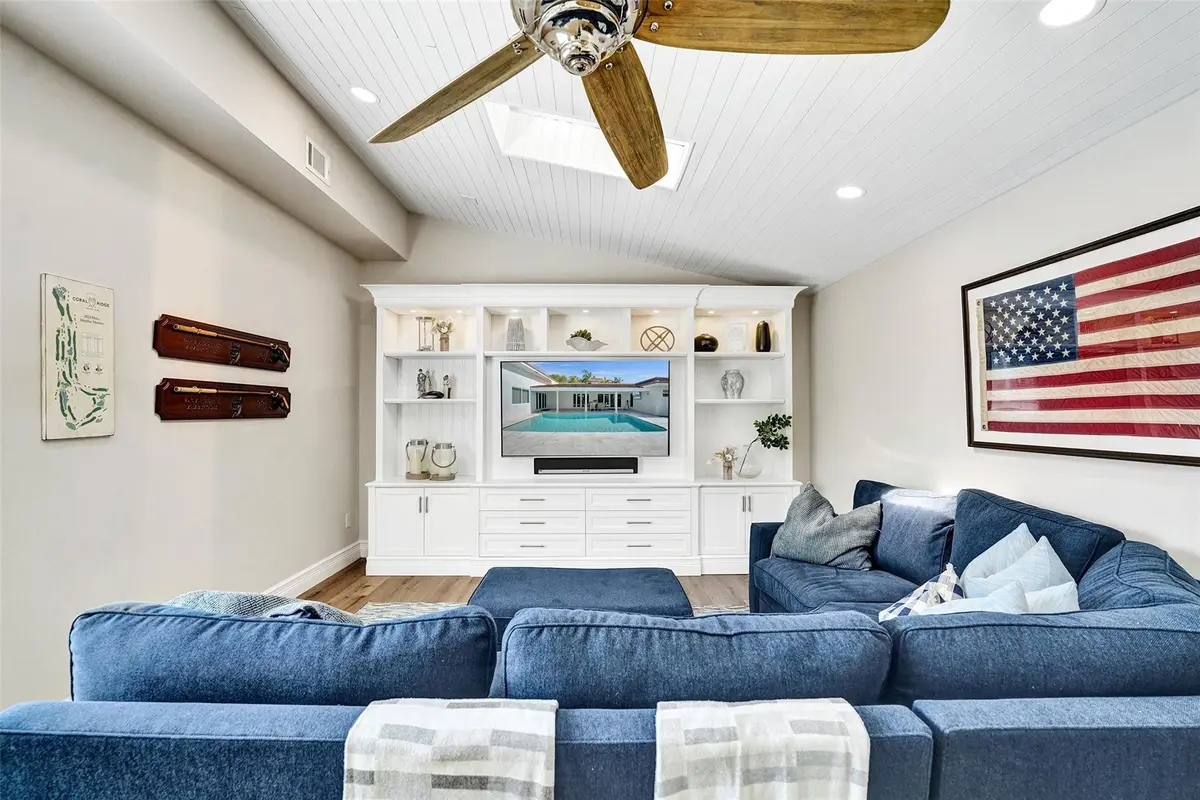 Photo 8 at 2608 NE 35th Street, Fort Lauderdale