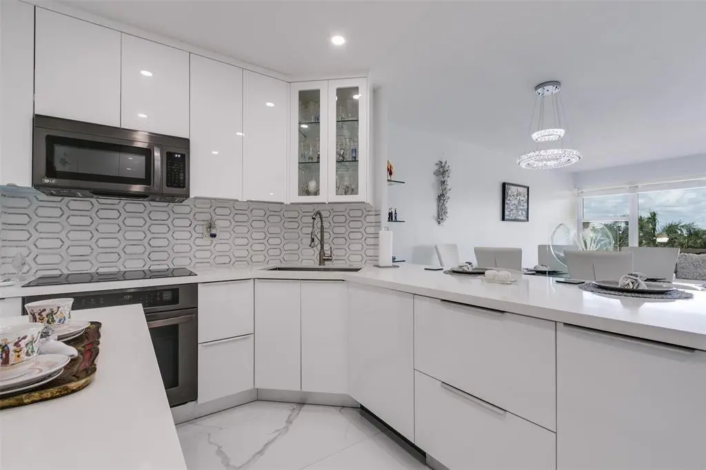 Photo 8 at 3333 NE 34th Street 304, Fort Lauderdale