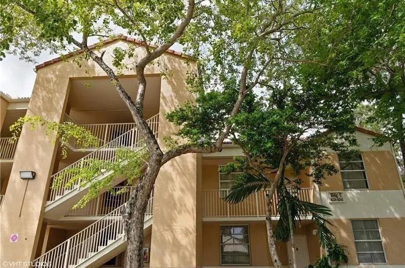 Photo 2 at 8242 NW 24th Street 8242, Coral Springs