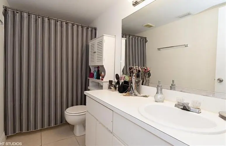 Photo 8 at 8242 NW 24th Street 8242, Coral Springs