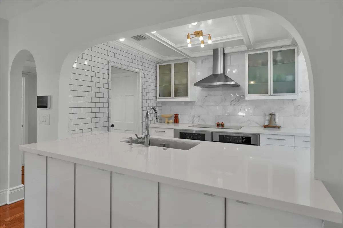 Photo 6 at 716 SE 7th Street, Fort Lauderdale