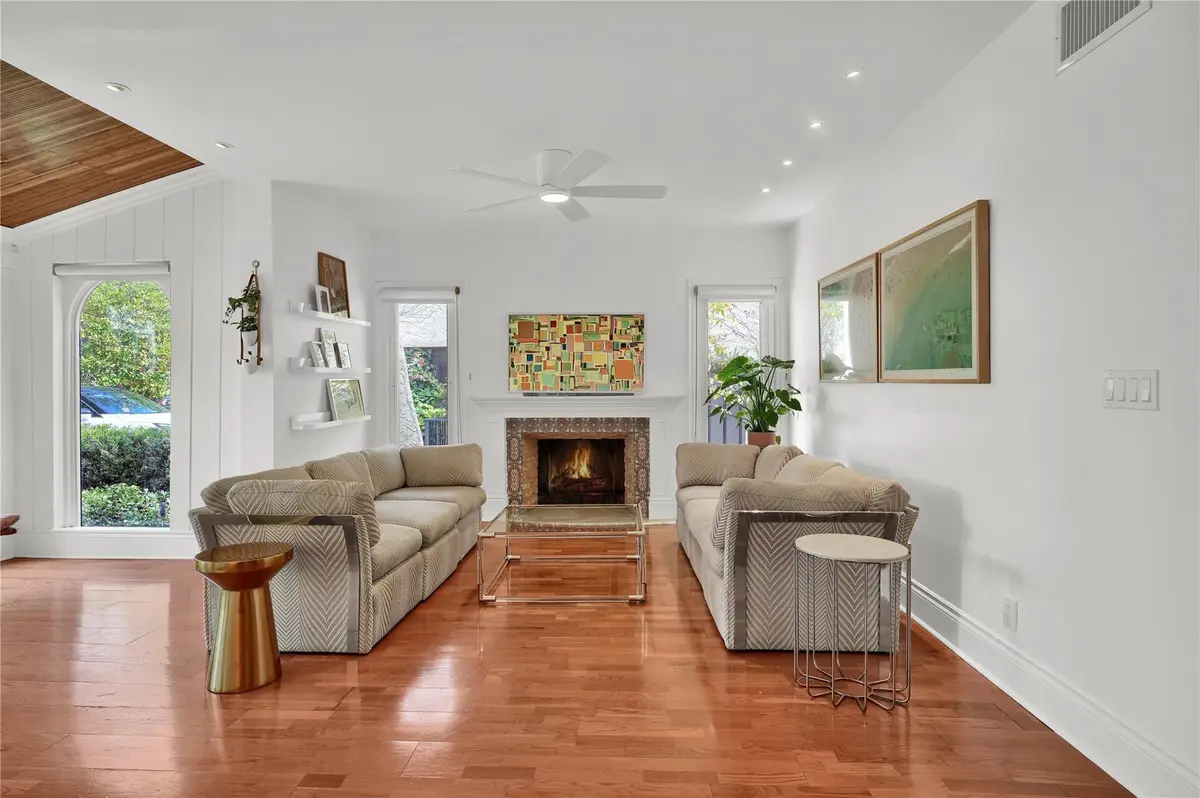 Photo 8 at 716 SE 7th Street, Fort Lauderdale