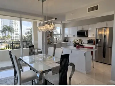 610 W Las Olas Boulevard 417N, Fort Lauderdale – sold