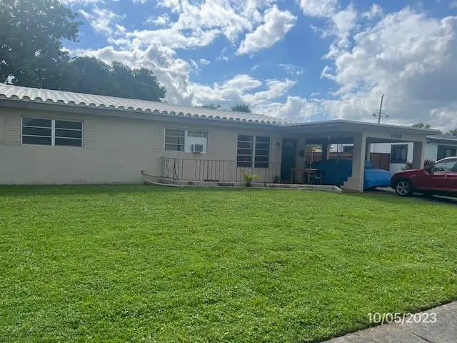 Photo 1 at 1055 Wyoming Avenue, Fort Lauderdale