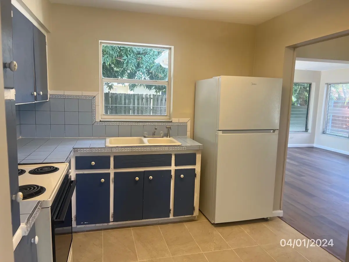 Photo 4 at 1055 Wyoming Avenue, Fort Lauderdale
