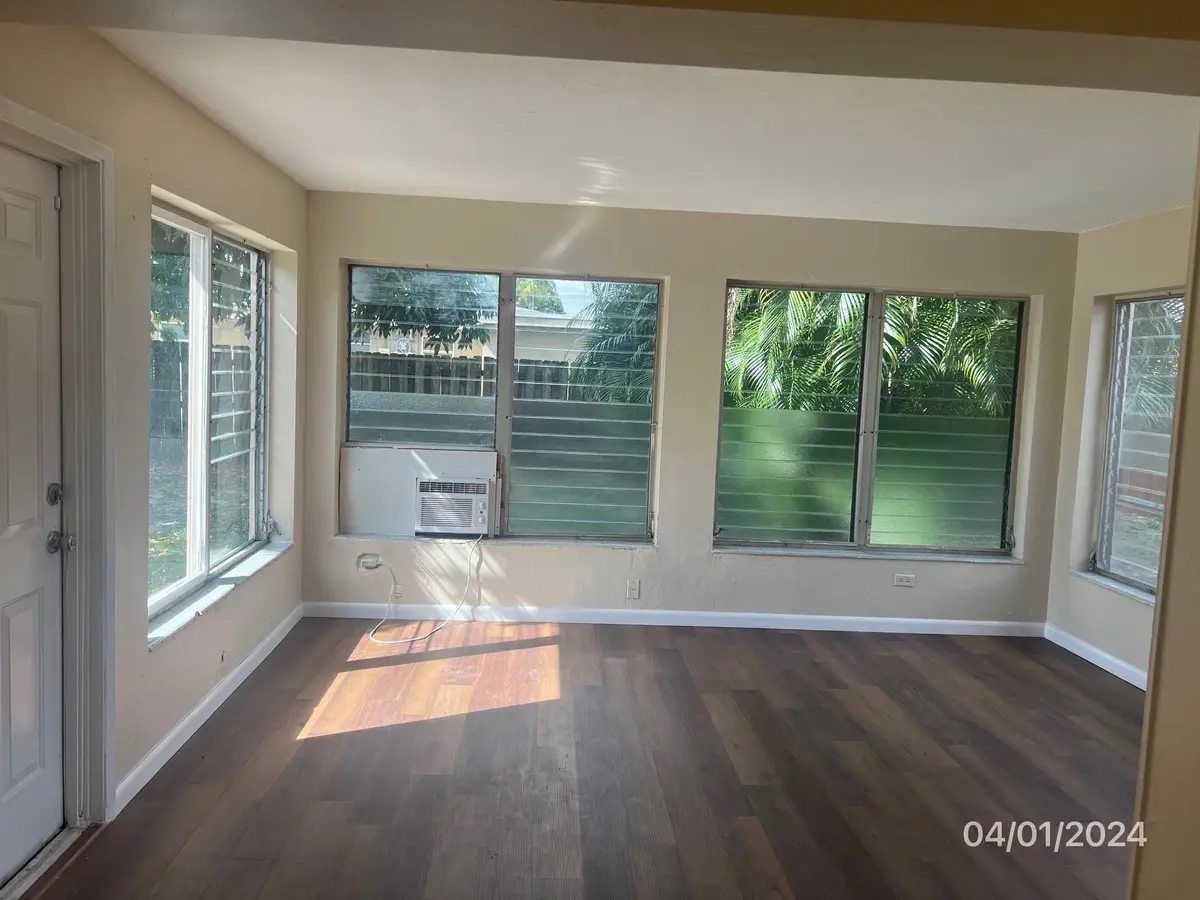 Photo 6 at 1055 Wyoming Avenue, Fort Lauderdale