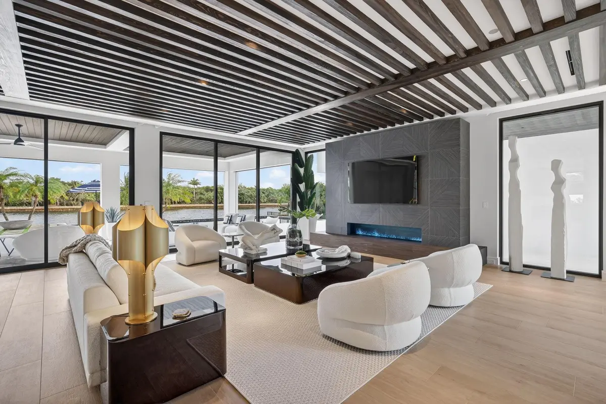 Photo 3 at 1918 Intracoastal Drive, Fort Lauderdale
