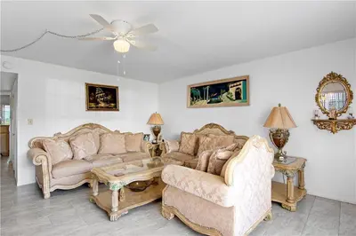 11 S Vista Palm Lane 102, Vero Beach – sold