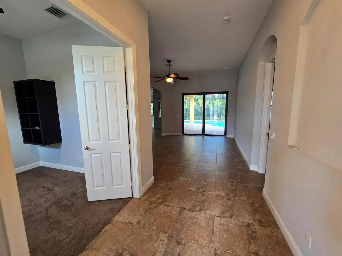 Photo 3 at 2095 NW Diamond Creek Way, Jensen Beach