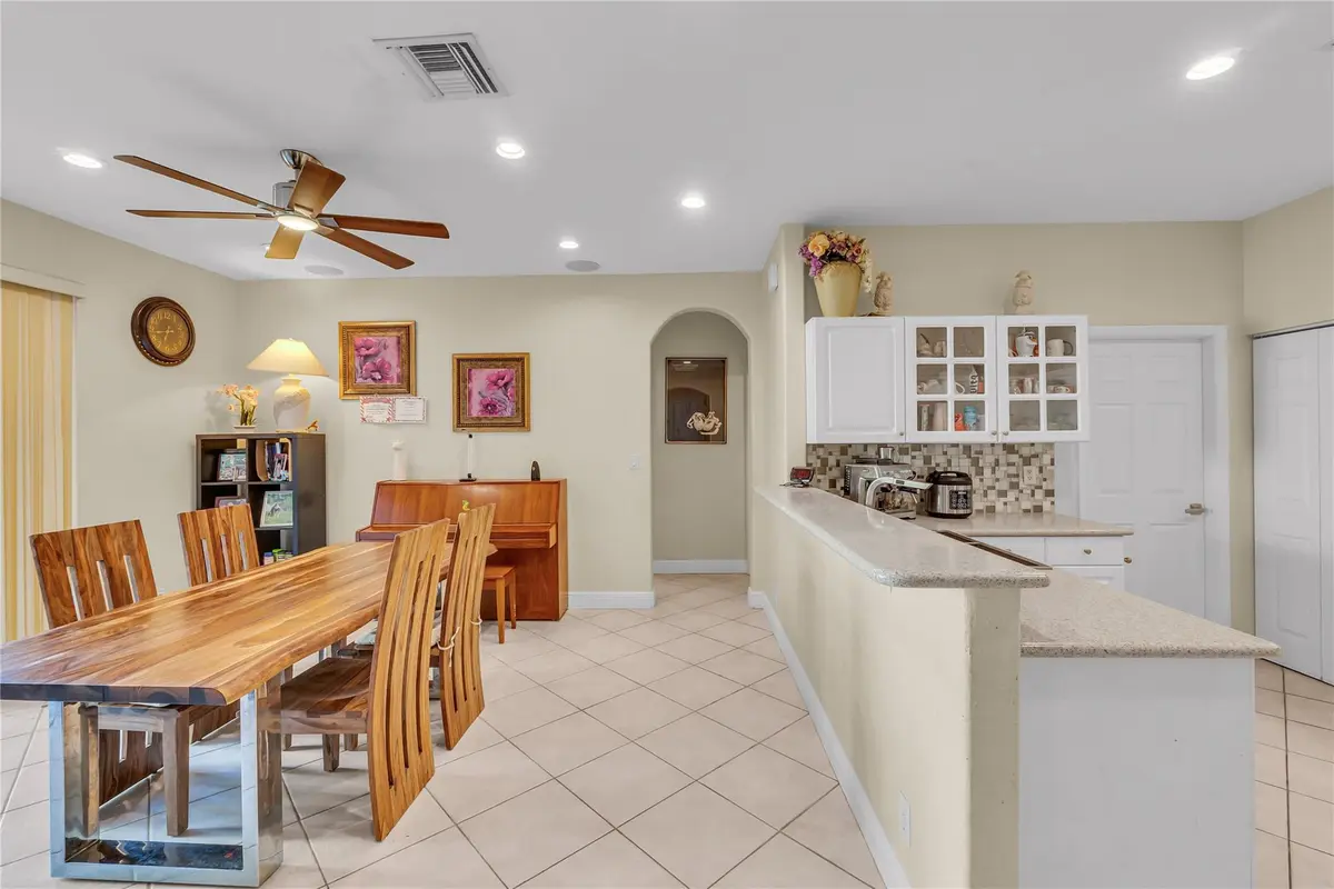 Photo 7 at 5873 NW 120th Terrace, Coral Springs