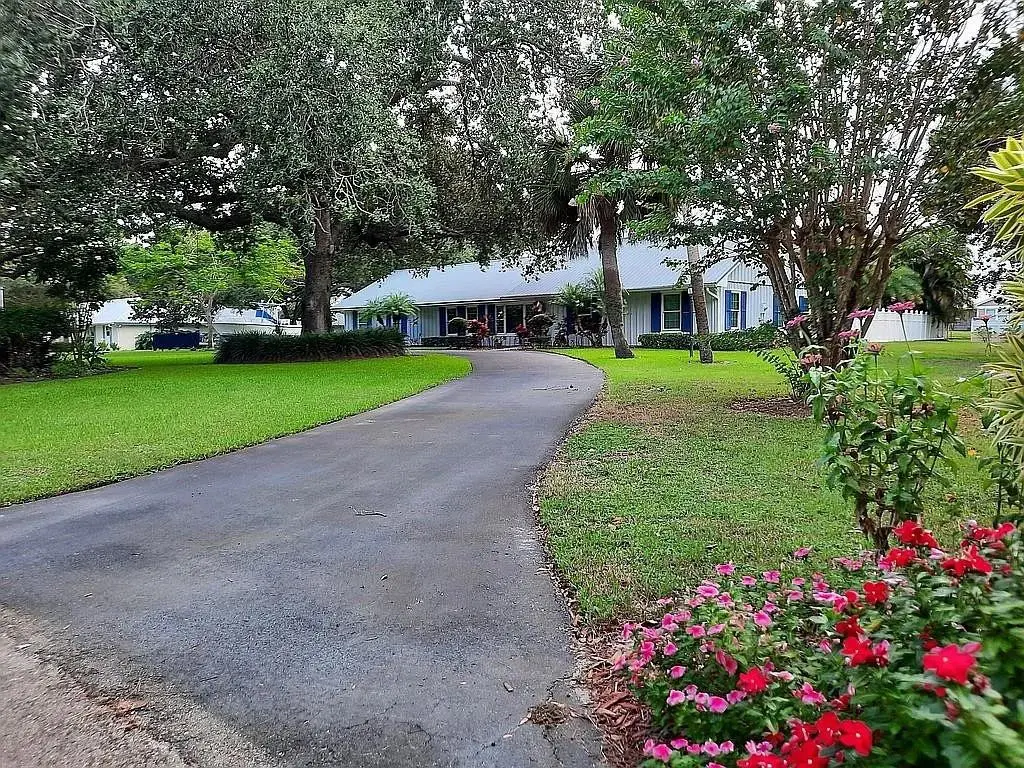 Photo 2 at 155 31st Avenue, Vero Beach