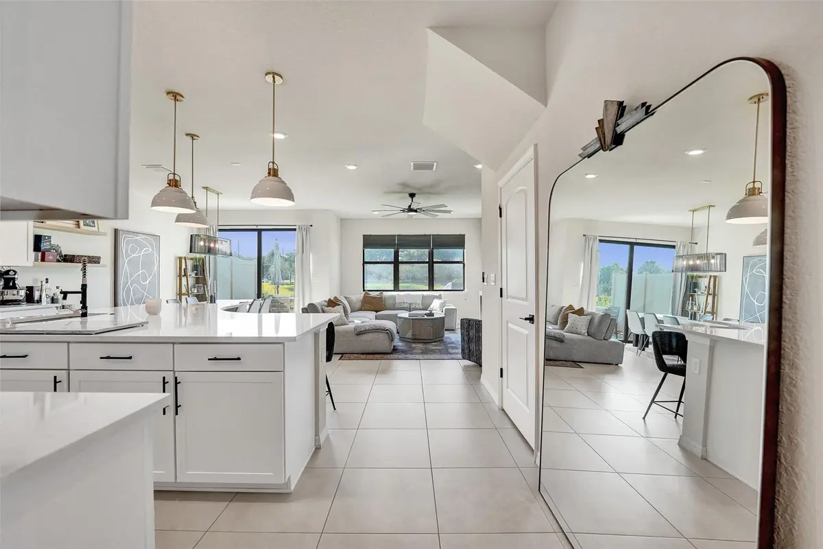 Photo 7 at 2118 Appleton Circle, Oakland Park
