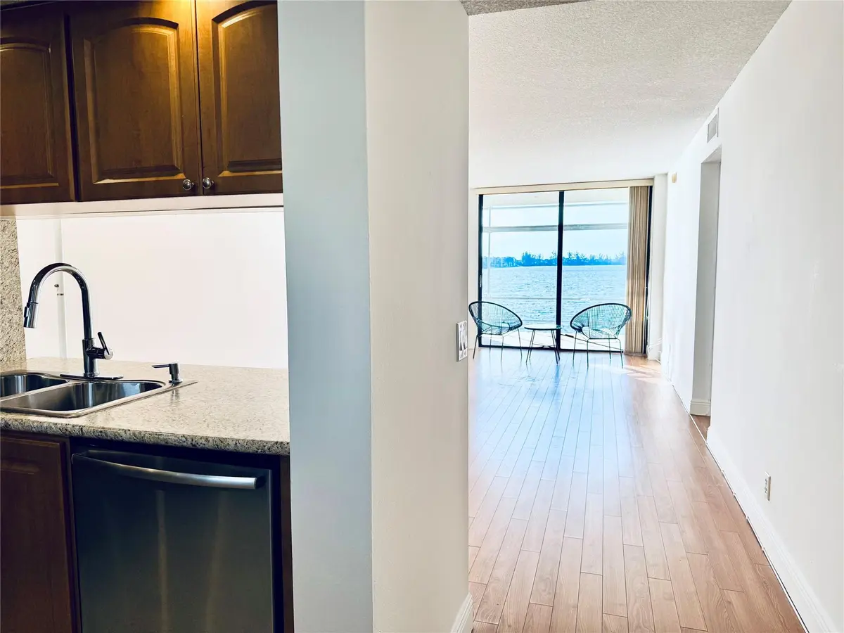 Foyer at 112 Lake Emerald 206, Oakland Park