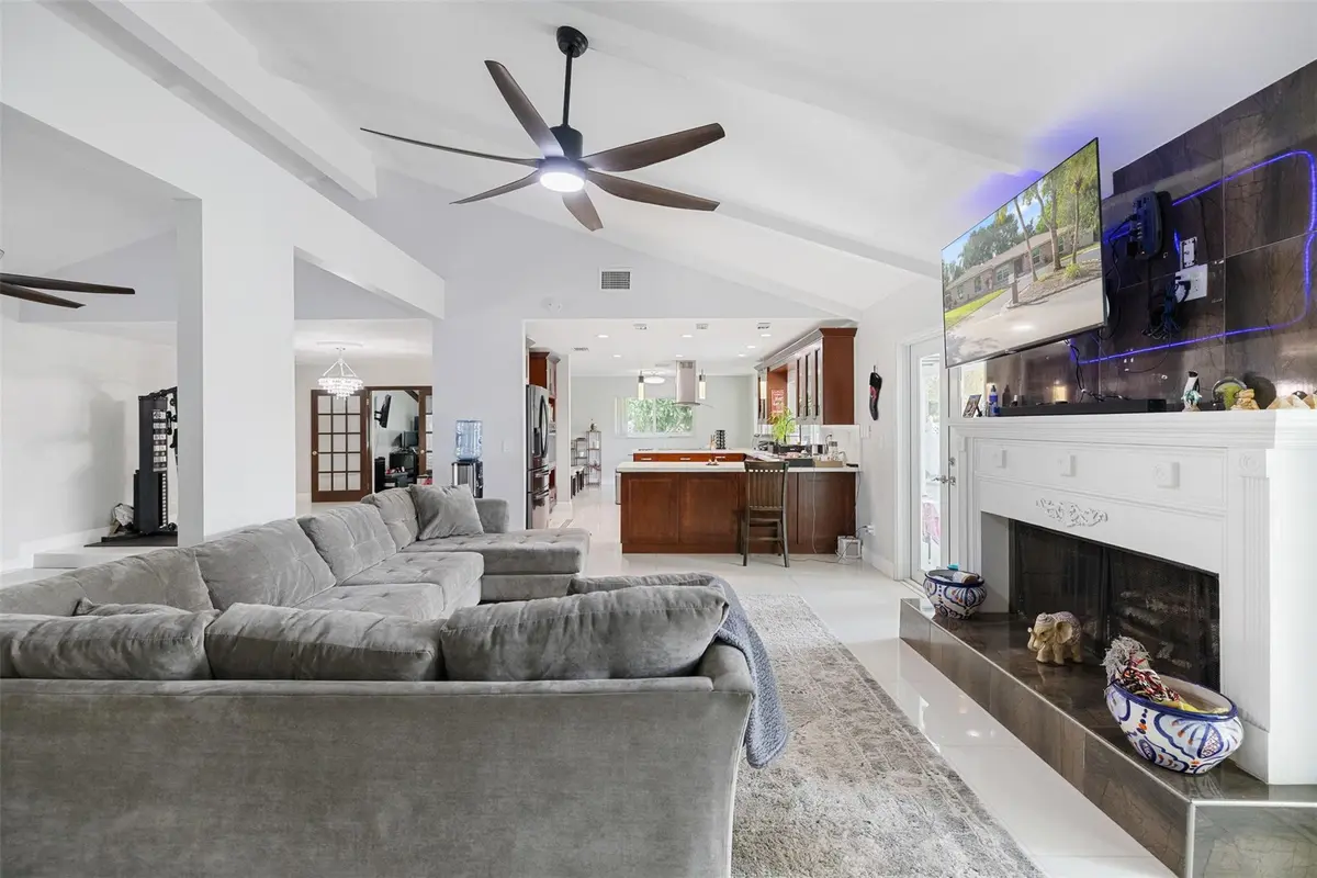 Photo 7 at 9902 NW 20th Street, Coral Springs
