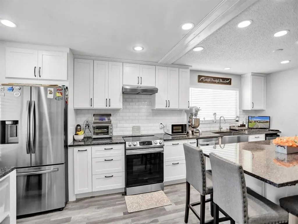 Photo 5 at 138 Lake Barbara Drive 138, West Palm Beach