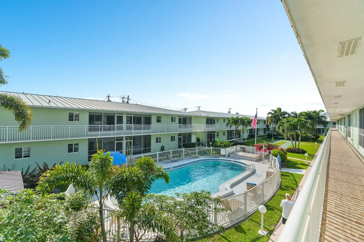 Photo 5 at 2100 NE 38th Street 138, Lighthouse Point