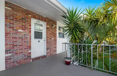 2851 E Golf Boulevard 205, Pompano Beach – sold