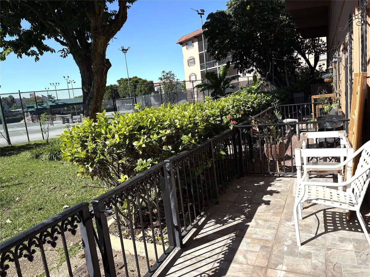 Patio at 620 Tennis Club Drive 105, Fort Lauderdale