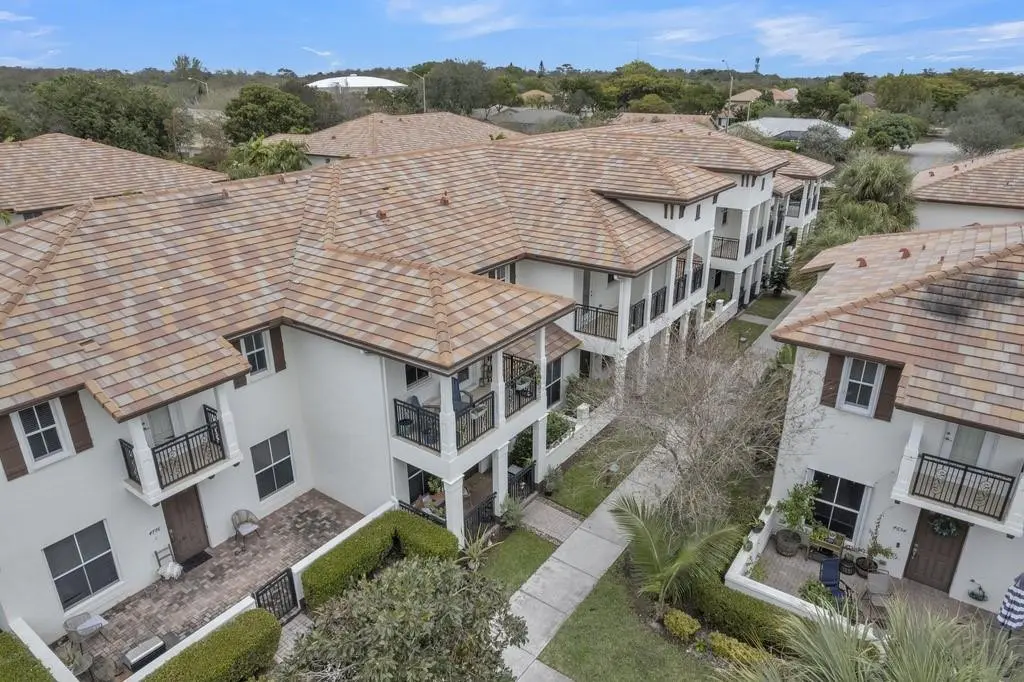Photo 4 at 4780 Sierra Lane 4780, Coconut Creek