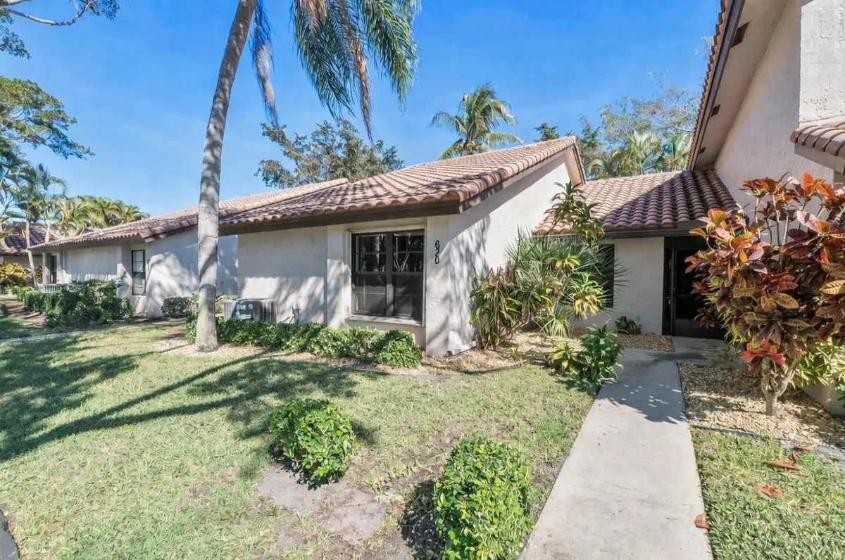 Photo 3 at 620 Deer Creek Edgewater Drive 620, Deerfield Beach