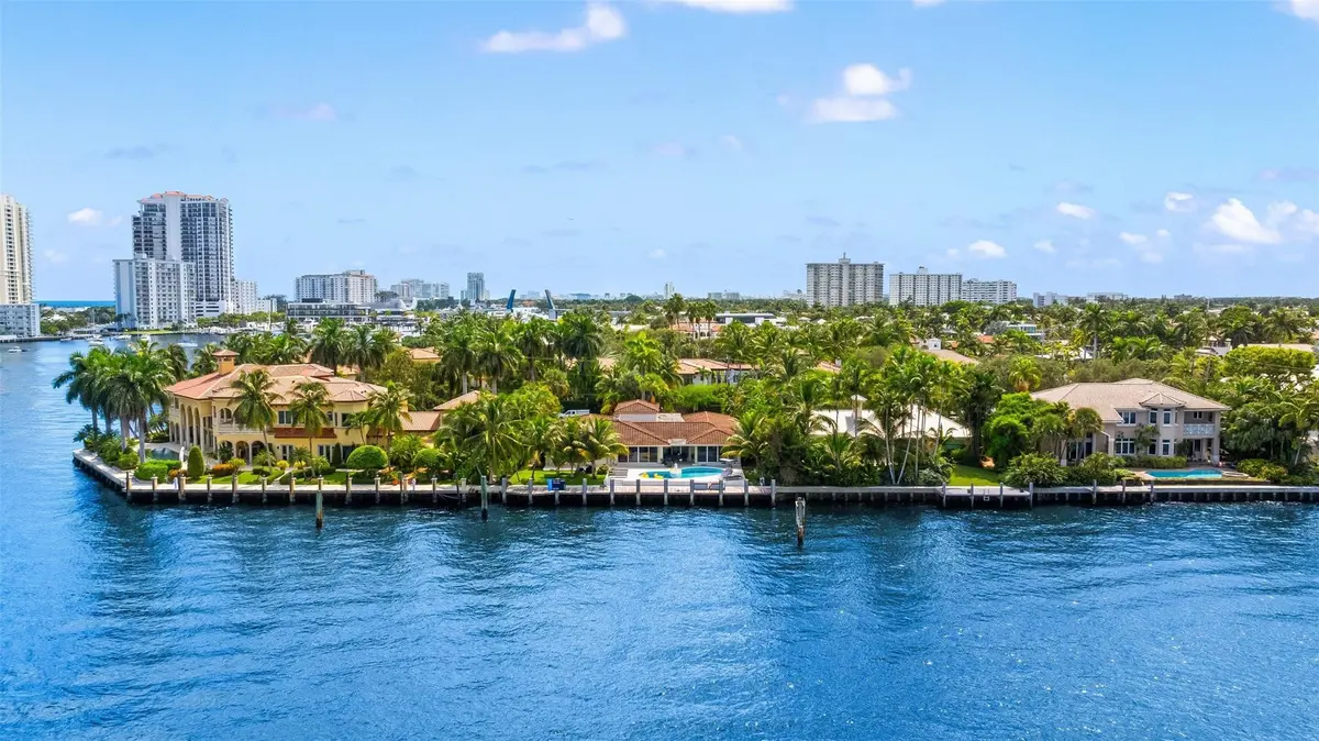 Photo 2 at 2701 Aqua Vista Boulevard, Fort Lauderdale