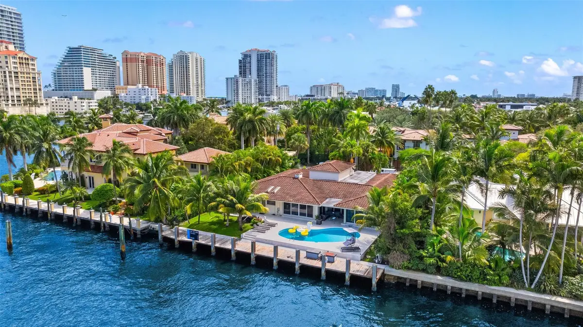 Photo 3 at 2701 Aqua Vista Boulevard, Fort Lauderdale