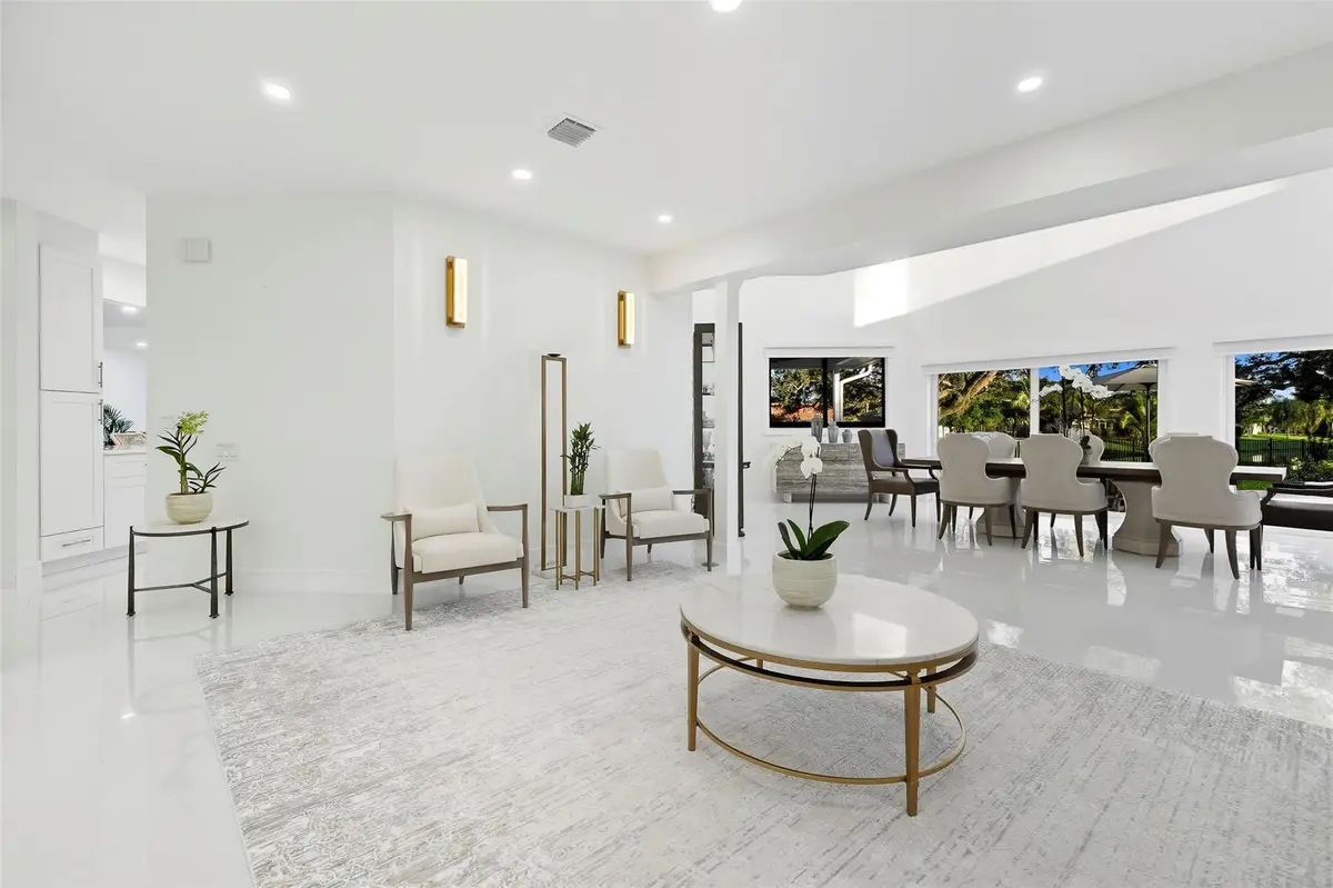 Photo 5 at 10038 Vestal Place, Coral Springs