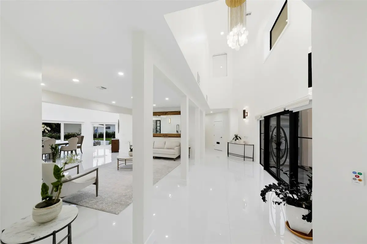 Photo 7 at 10038 Vestal Place, Coral Springs