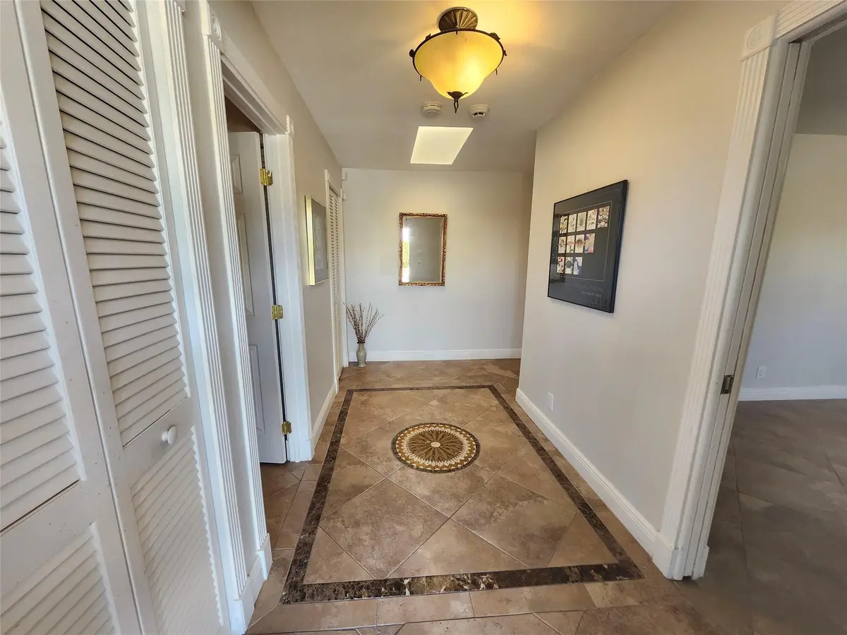 Photo 5 at 201 Dunwoody Lane 17-87, Hollywood