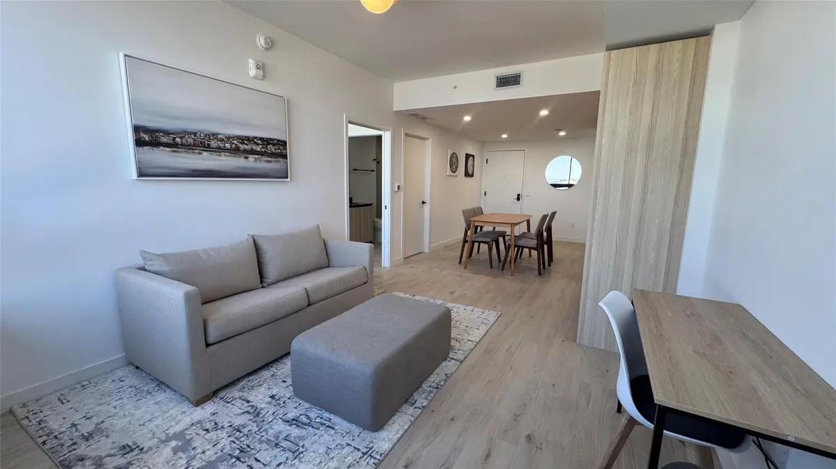 Photo 6 at 225 N Miami Avenue 3604, Miami