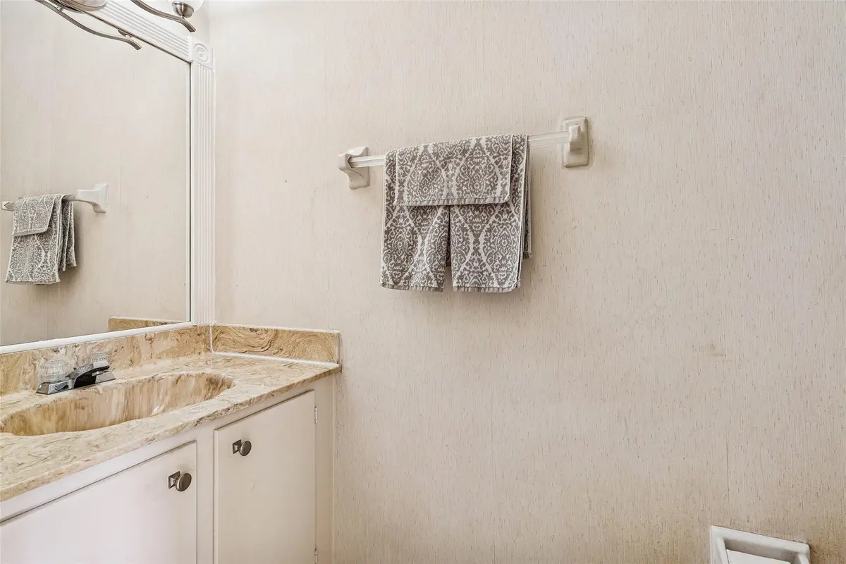 First Floor Half Bath at 3023 NW 48th Avenue 3023, Coconut Creek