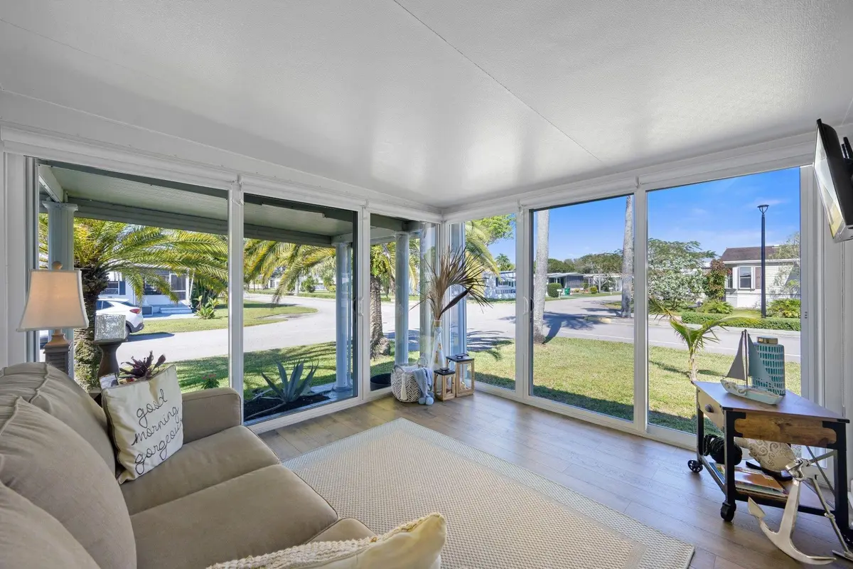 Photo 3 at 1800 SW 83rd Terrace, Davie
