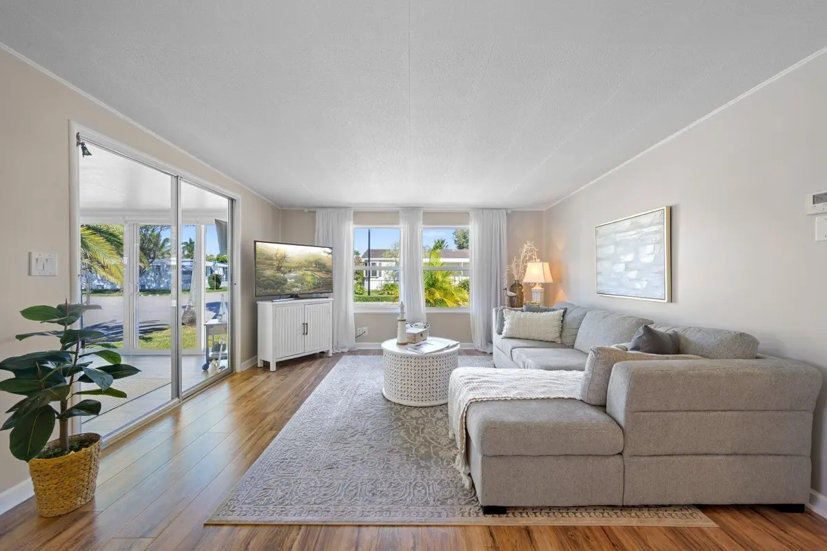 Photo 5 at 1800 SW 83rd Terrace, Davie