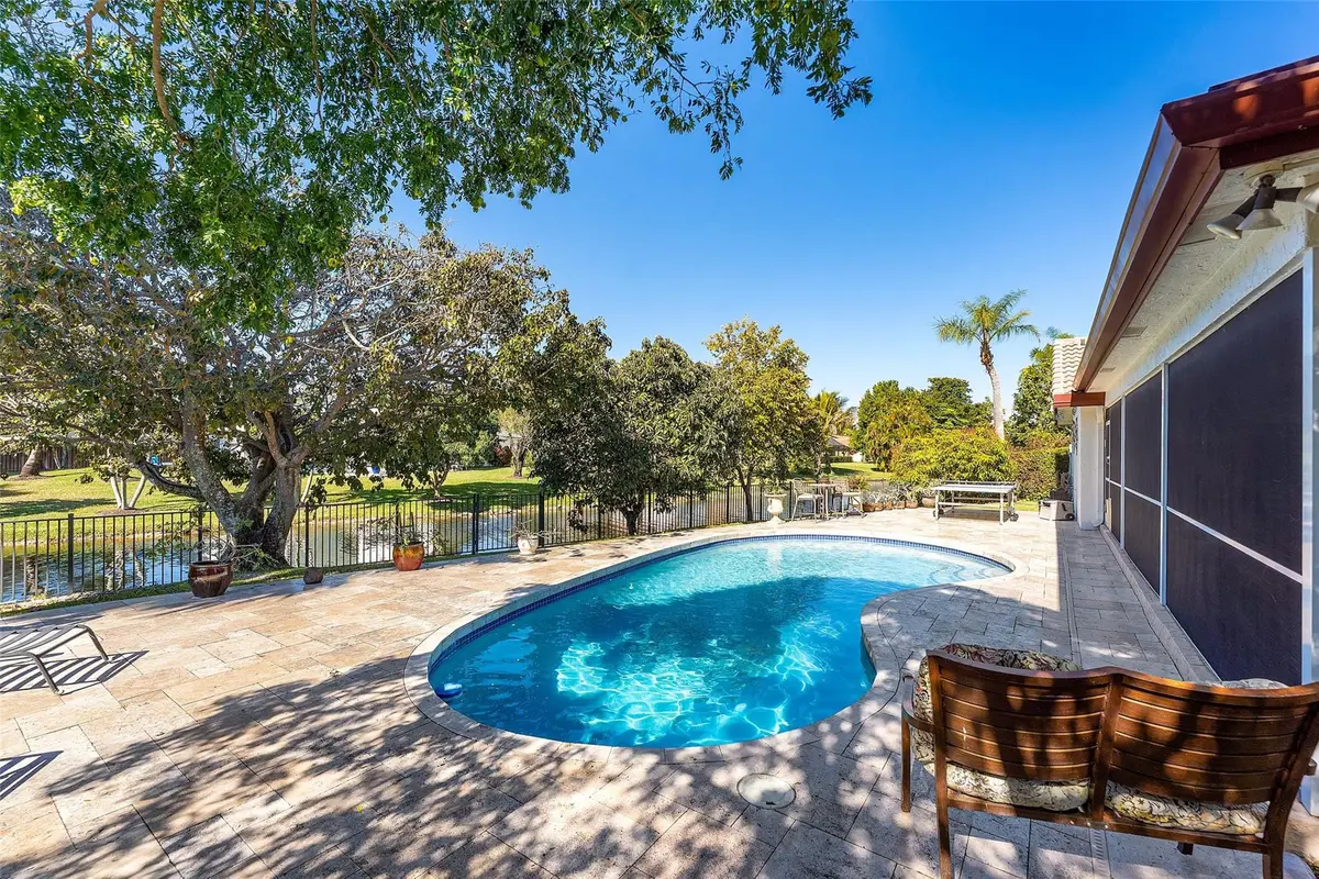 Photo 2 at 128 NW 110th Way, Coral Springs