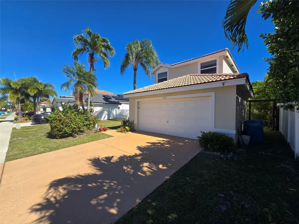 Photo 2 at 7082 Middlebury Drive, Boynton Beach
