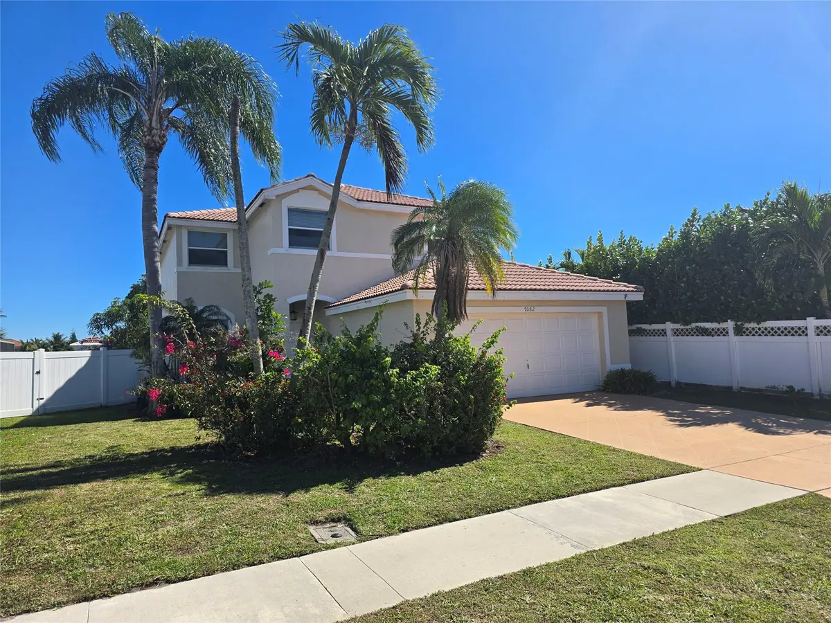 Photo 4 at 7082 Middlebury Drive, Boynton Beach