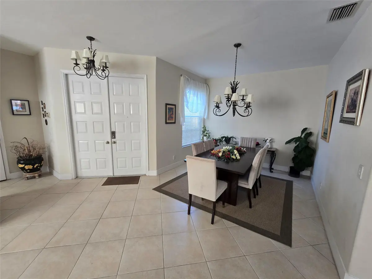 Photo 7 at 7082 Middlebury Drive, Boynton Beach