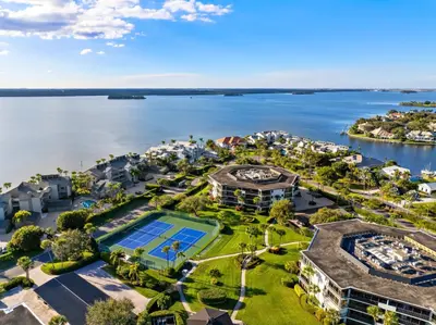 1815 Mooringline Drive 2e, Vero Beach – Condominium for rent