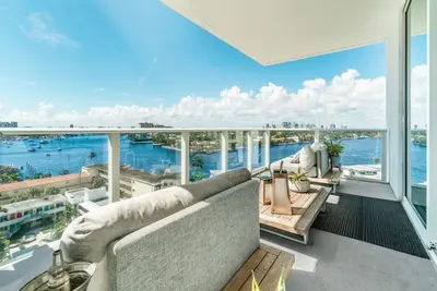 401 N Birch Road 1001, Fort Lauderdale – sold