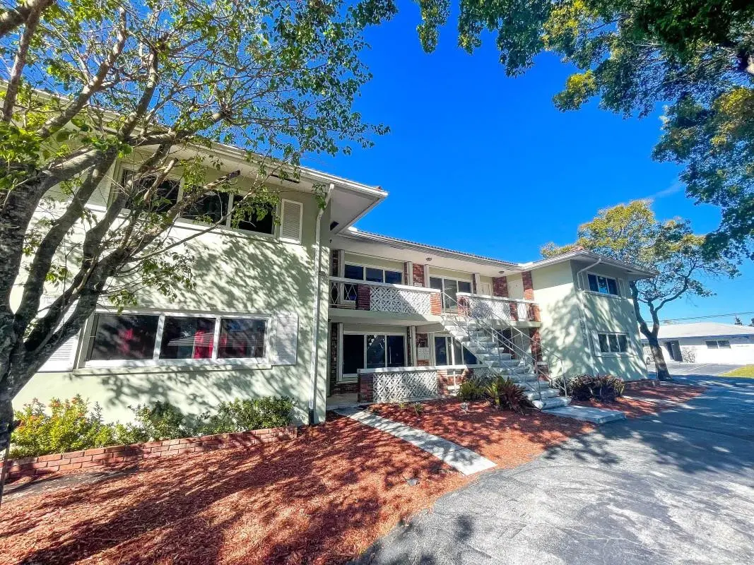 Photo 2 at 4213 NE 21st Avenue, Fort Lauderdale