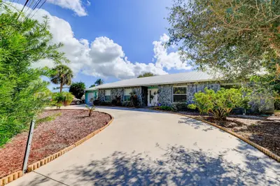 322 S Naranja Avenue, Port St. Lucie – sold