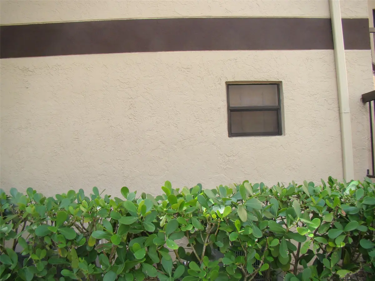 Photo 5 at 2636 Carambola Circle 1722, Coconut Creek