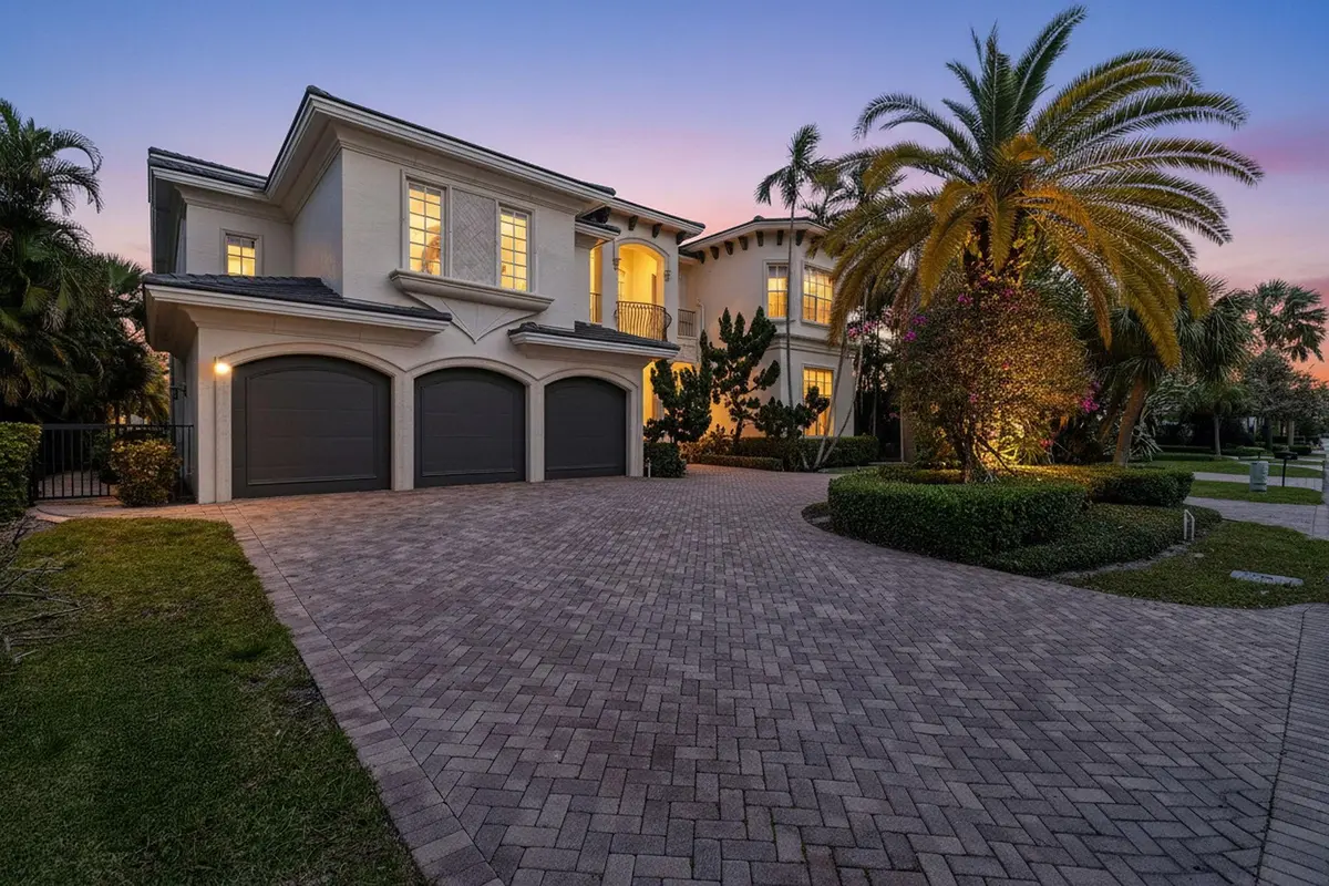 Photo 3 at 501 Golden Harbour Drive, Boca Raton