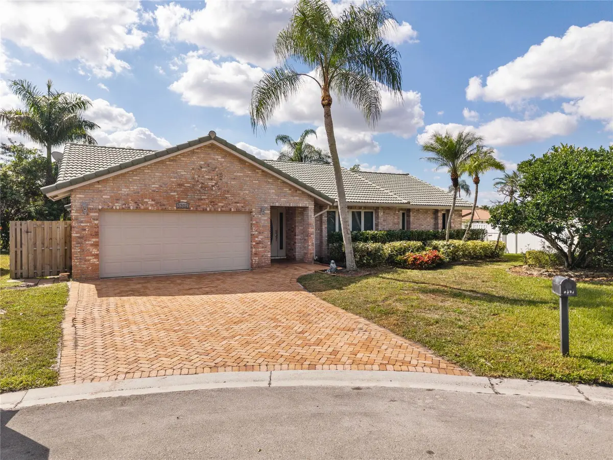 Photo 1 at 5302 NW 64th Way, Coral Springs
