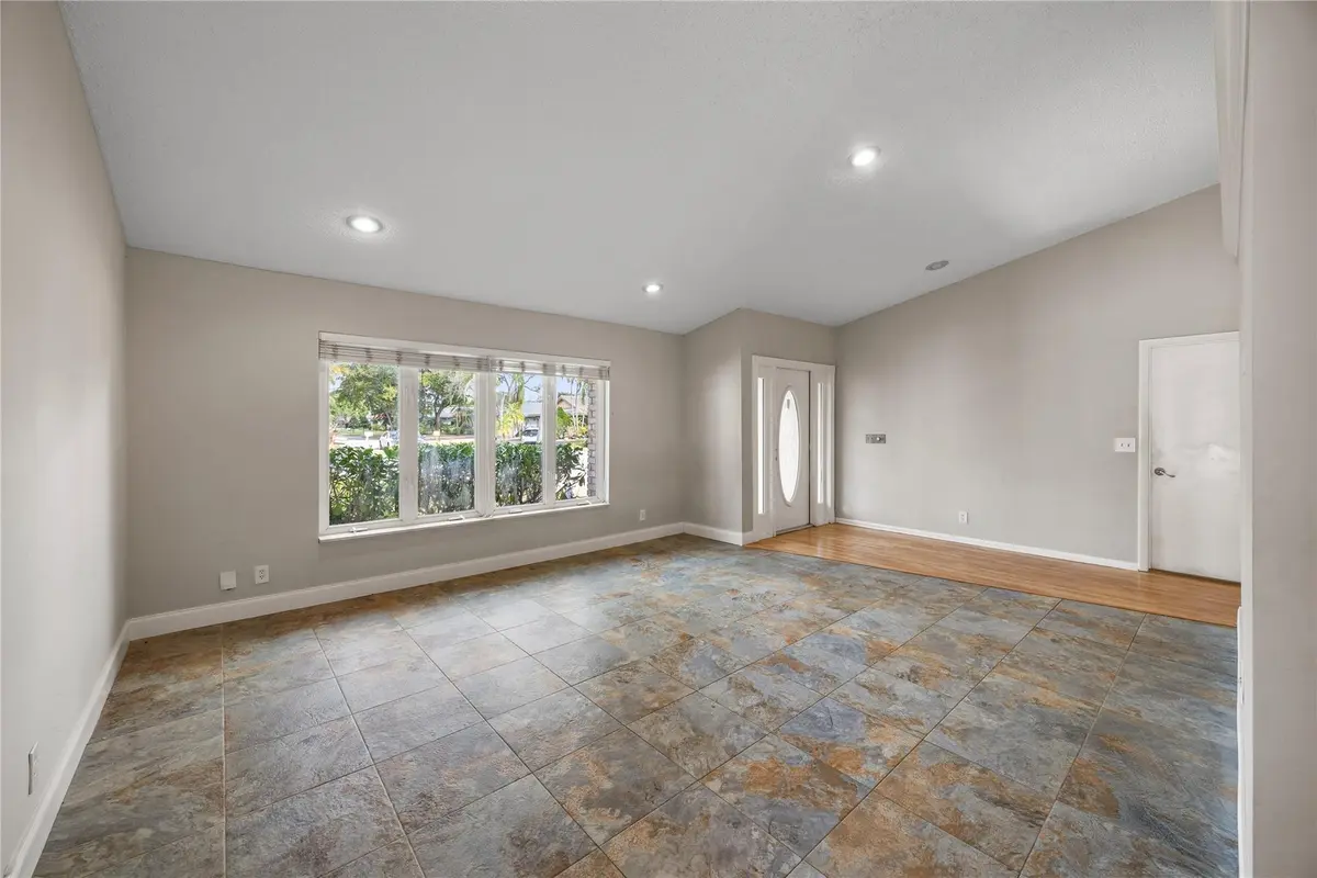 Photo 6 at 5302 NW 64th Way, Coral Springs