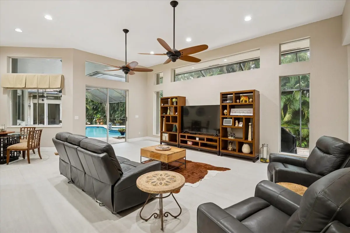 Photo 6 at 830 NW 122nd Avenue, Plantation