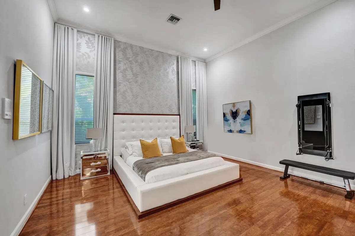 Photo 6 at 13763 NW 18th Court, Pembroke Pines